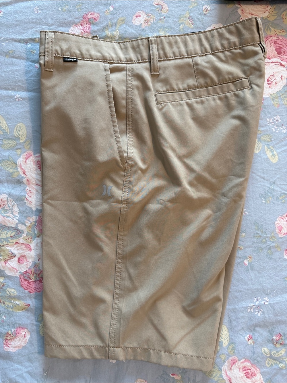 Hurley Men's Tan Chino Shorts - Classic Fit